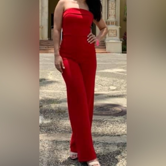 Jumpsuit ❤️ - Picture 1 of 3